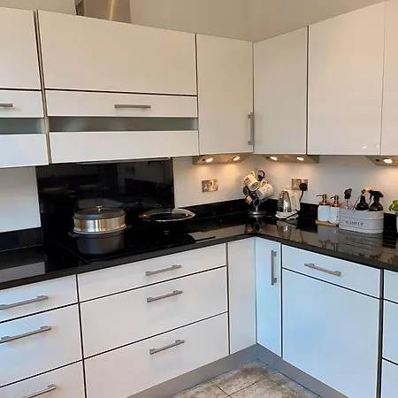 Spacious Belsize Park Apartment Close To Station Londra Esterno foto